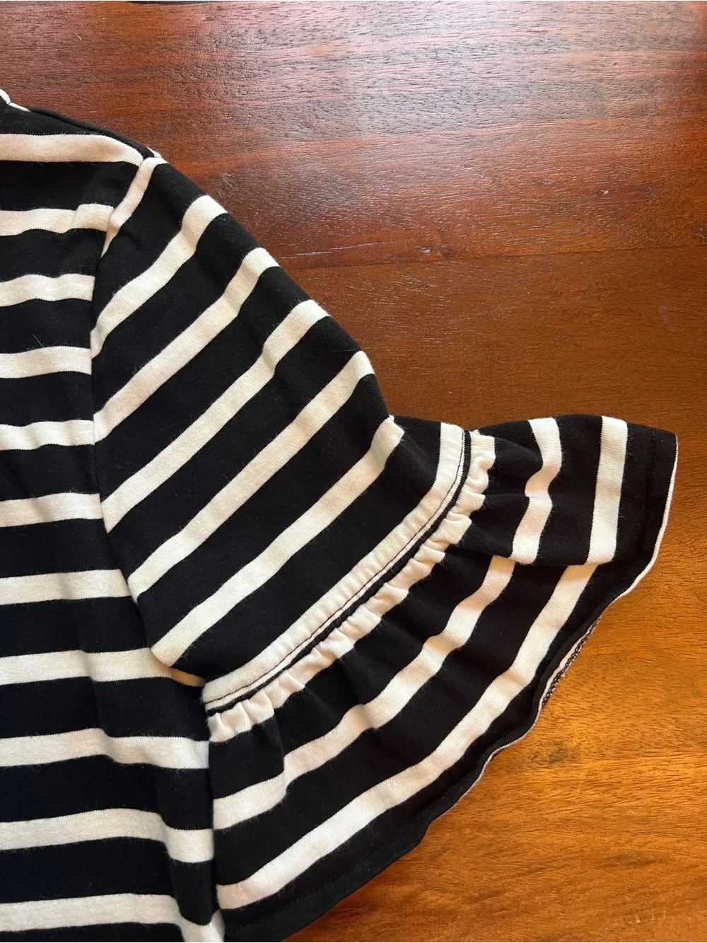 J.CREW Women’s Black/White Striped Knit Shift Dress Ruffle Bell Sleeves Zip M